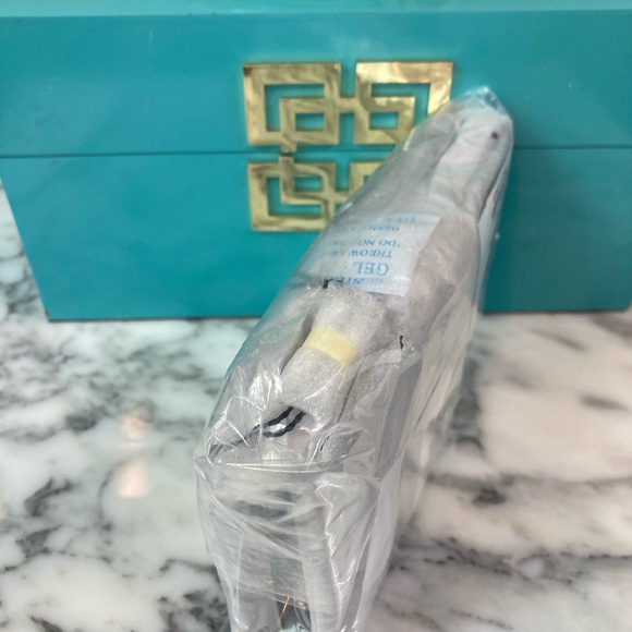 NWT FACTORY SEALED Marc Jacobs Peanuts X Black Snoopy Wristlet Wallet - Picture 10 of 11